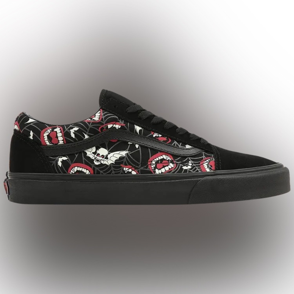 Vans Old Skool Glow Frights Women’s 7/Mens 5.5